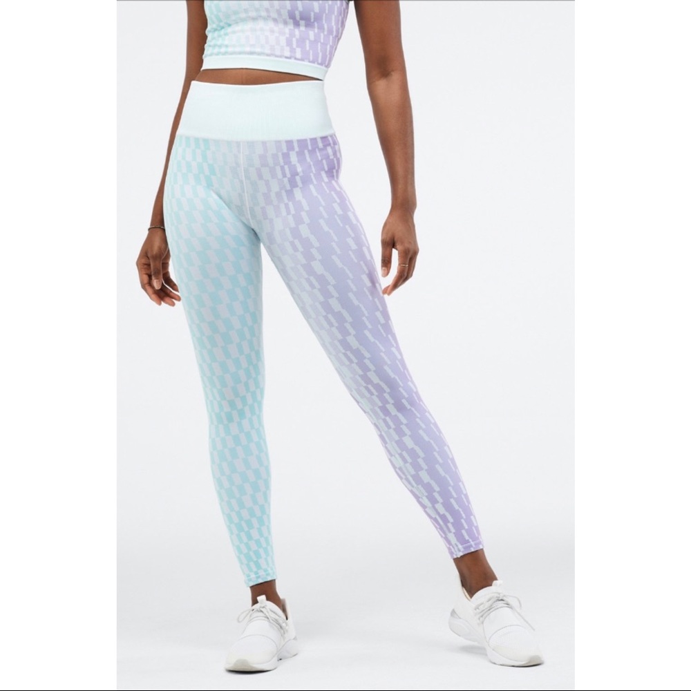 High waisted 7/8 checkered leggings